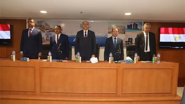 وزير العمل ومحافظ مرسى مطروح يطلقان ندوة توعوية حول قانون العمل الجديد وزير العمل ومحافظ مرسى مطروح يطلقان ندوة توعوية حول قانون العمل الجديد
