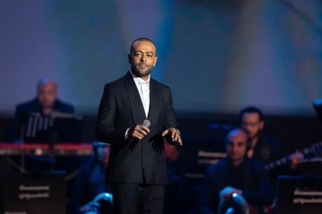 تامر عاشور يجهز لإقامة حفل جديد في مهرجان العلمين في هذا التاريخ.