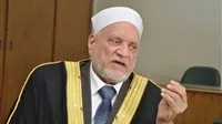 نُقل الدكتور أحمد عمر هاشم إلى المستشفى جراء وعكة صحية.