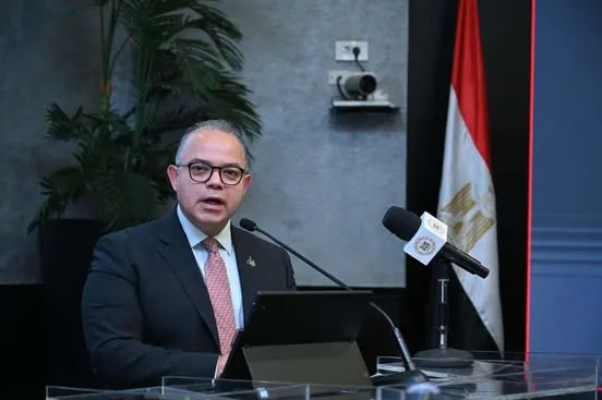 د. محمد فريد: نعمل على تحديث القوانين لضمان نمو الأسواق مع الحفاظ على استقرارها د. محمد فريد: نعمل على تحديث القوانين لضمان نمو الأسواق مع الحفاظ على استقرارها
