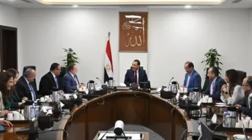 رئيس الوزراء: نواصل تقليص الدين العام وزيادة مشاركة القطاع الخاص