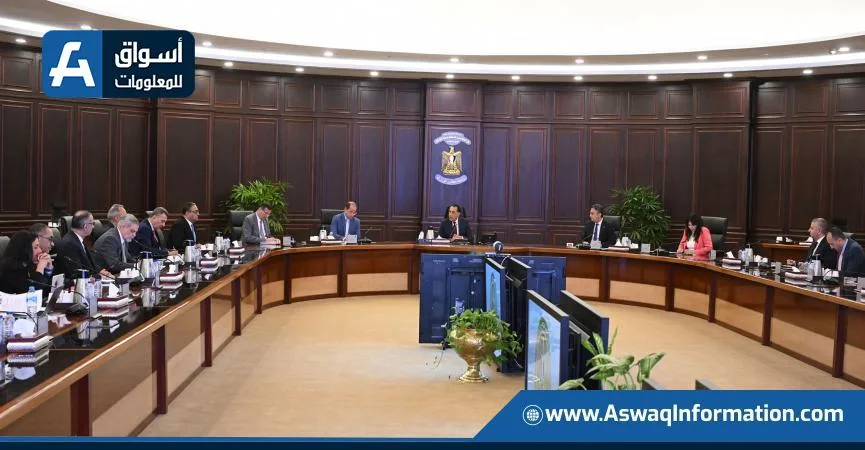 رئيس الوزراء: توجيهات رئاسية لإنشاء مركز دولي لتخزين الحبوب في “المنطقة الاقتصادية لقناة السويس” رئيس الوزراء: توجيهات رئاسية لإنشاء مركز دولي لتخزين الحبوب في “المنطقة الاقتصادية لقناة السويس”