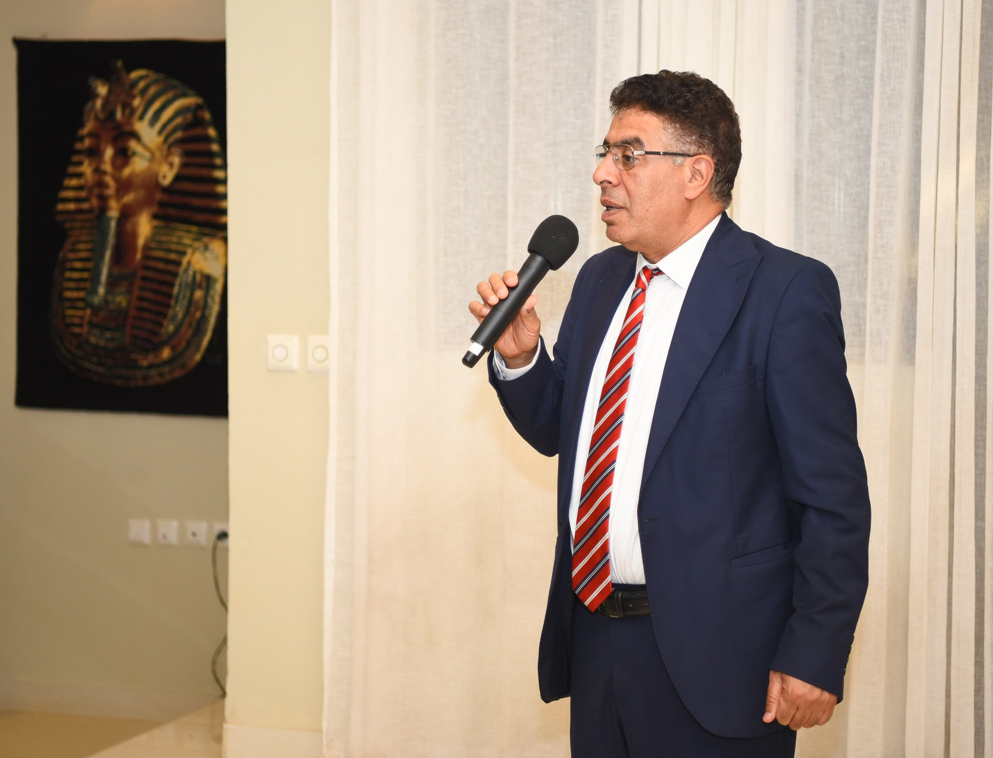 وزير الخارجية