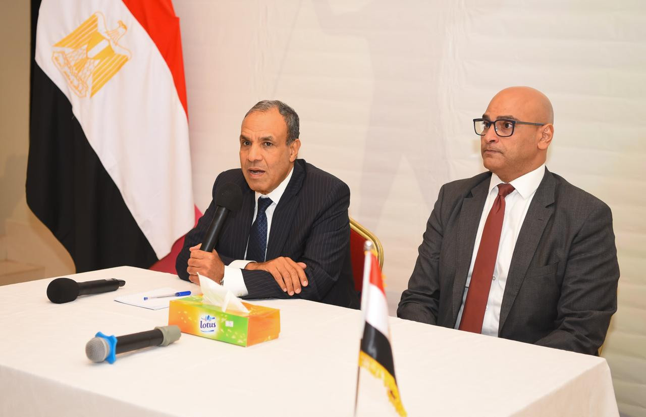 وزير الخارجية