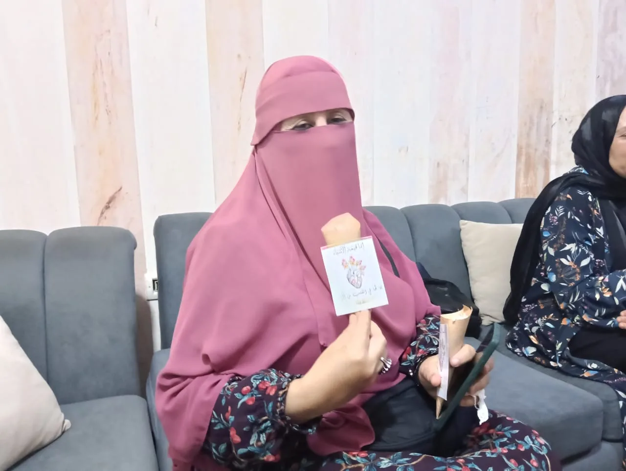 الطالبة الحاصلة على المركز التاسع في القسم الأدبي من الشرقية: درست كالمعتاد ولم أتوقع أن أكون من الأوائل الطالبة الحاصلة على المركز التاسع في القسم الأدبي من الشرقية: درست كالمعتاد ولم أتوقع أن أكون من الأوائل