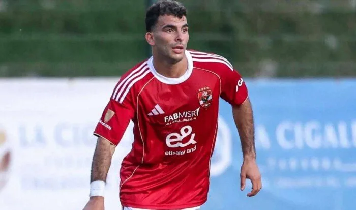 «نشأ في الأهلي».. شوبير يشيد بزيزو بسبب المعسكر في تونس «نشأ في الأهلي».. شوبير يشيد بزيزو بسبب المعسكر في تونس