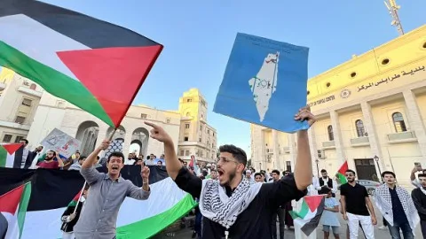 برلمان ليبيا ينبه إلى عدم استخدام اسم بلاده في خطط تهجير فلسطينيي غزة برلمان ليبيا ينبه إلى عدم استخدام اسم بلاده في خطط تهجير فلسطينيي غزة