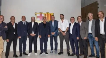 الخطيب يتوجه إلى برشلونة للقاء لابورتا.. واقتراح بمباراة جديدة لافتتاح ملعب الأهلي