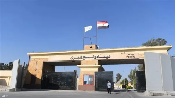 نقابة الإعلاميين تكذب شائعة إغلاق معبر رفح: مصر ليست جزءاً من حصار غزة نقابة الإعلاميين تكذب شائعة إغلاق معبر رفح: مصر ليست جزءاً من حصار غزة