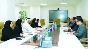 وكيل وزارة العمل يلتقي بنظيرته في الفلبين