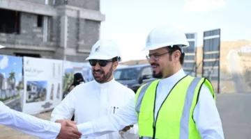 السواط يزور مشروع تلال الباحة ويحث على الإسراع في تطويره لخدمة المستفيدين من الإسكان.