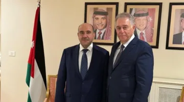 السفير دبور يلتقي بالحملة الوطنية لدعم فلسطين وقضايا الأمة في زيارة وداعية
