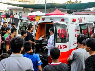 استشهاد 7 فلسطينيين، منهم أطفال، إثر قصف جيش الاحتلال لعمارة سكنية في مدينة غزة. استشهاد 7 فلسطينيين، منهم أطفال، إثر قصف جيش الاحتلال لعمارة سكنية في مدينة غزة.
