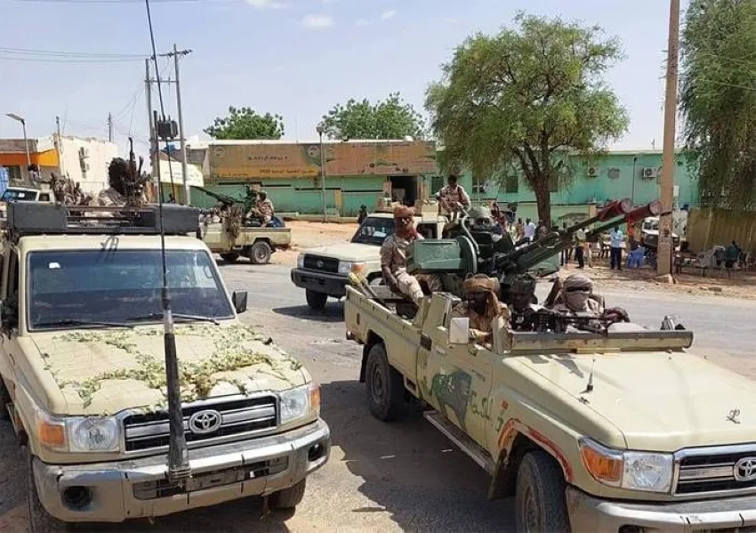 الجيش السوداني يواجه هجومًا شرسًا في الفاشر الجيش السوداني يواجه هجومًا شرسًا في الفاشر