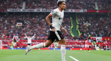 تقرير: لويس دياز يطلب من ليفربول توضيح موقفه