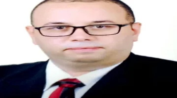 رئيس جامعة سوهاج يكرم الدكتور عبد الحليم بمناسبة إنجازه في علم الكيمياء