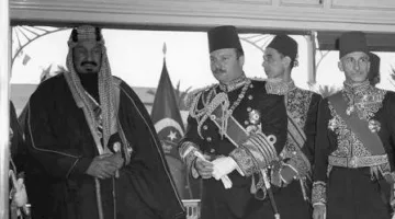 كتاب “أسياد الصحراء”: هل كانت للمخابرات المركزية يد في الإطاحة بالملك فاروق في يوليو 1952؟
