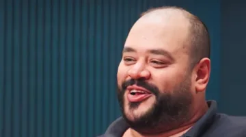 محمد ممدوح: عملت في مقهى محلي قبل دخولي عالم التمثيل، وأندم على رفضي لمسلسل “في كل أسبوع يوم الجمعة”.
