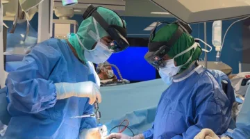 المدينة الطبية الجامعية تحقق نجاحًا في اعتماد 3 تقنيات متطورة لجراحة العمود الفقري.