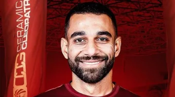 بشكل رسمي.. سيراميكا كليوباترا يتعاقد مع عمرو السولية في صفقة انتقال مجانية.