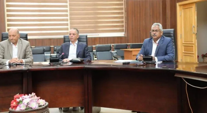 اجتماع شامل لمناقشة تحديات التقنين والتسوية في سفاجا والقصير بحضور ممثلي المثلث الذهبي اجتماع شامل لمناقشة تحديات التقنين والتسوية في سفاجا والقصير بحضور ممثلي المثلث الذهبي