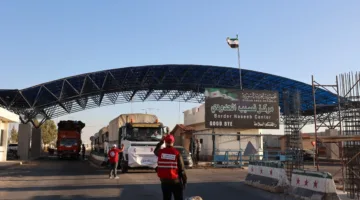 قافلة مساعدات من قطر تصل إلى جنوب سوريا لتعزيز الأفران المحلية