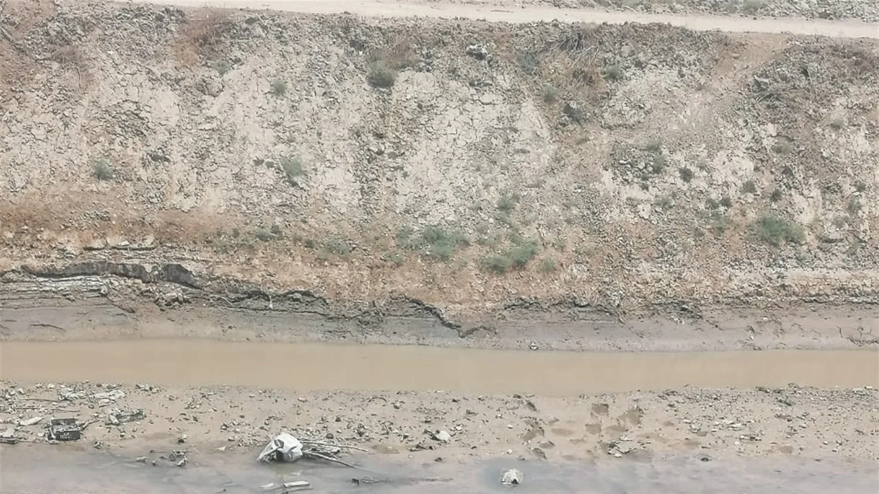 الجفاف يطال نهر المشرح وتحذيرات من أزمة في الأهوار