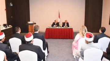 وزير الخارجية يجتمع مع المصريين المقيمين في النيجر