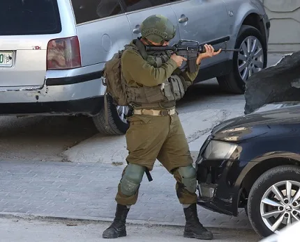 استشهاد طفل فلسطيني برصاص جيش الاحتلال الإسرائيلي بالقرب من مدينة جنين في شمال الضفة الغربية استشهاد طفل فلسطيني برصاص جيش الاحتلال الإسرائيلي بالقرب من مدينة جنين في شمال الضفة الغربية