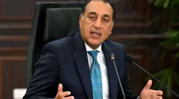 رئيس الوزراء: انطلاق العمل على إعداد اللائحة التنفيذية لقانون الإيجار القديم.. ونلتزم بتوفير سكن بديل