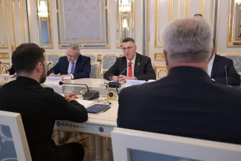 ساعر يطالب زيلينسكي بتصنيف الحرس الثوري الإيراني كـ “منظمة إرهابية”
