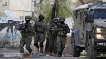 استشهاد فلسطينيين وإصابة آخرين بنيران جيش الاحتلال الإسرائيلي خلال اقتحام بلدة “الخضر” في جنوب الضفة الغربية