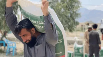 مركز الملك سلمان يوزع طرودًا غذائية جديدة في ولاية ننجرهار الأفغانية