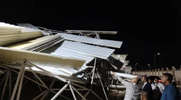 محافظ قنا يأمر بإغلاق موقع انهيار المظلات بعد إصابة 4 عمال في نجع حمادي