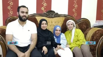 ياسمين الكومي: بطلة تغلبت على الإعاقة وحققت النجاح في الالتحاق بكلية الألسن
