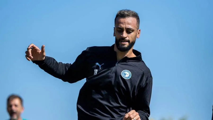 مروان حمدي ينضم إلى معسكر بيراميدز بعد الشفاء.. وجودة يواصل برنامجه التأهيلي مروان حمدي ينضم إلى معسكر بيراميدز بعد الشفاء.. وجودة يواصل برنامجه التأهيلي