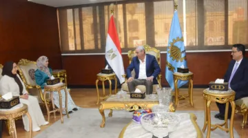صور: محافظ الغربية يحتفي بأوائل الدبلومات الفنية على مستوى الجمهورية