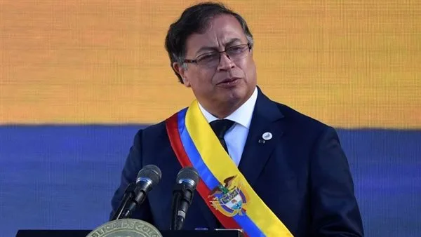 الرئيس الكولومبي يلوح بإعادة تقييم اتفاقية “جلينكور” لتعدين الفحم في حال استمرارها في التصدير إلى إسرائيل. الرئيس الكولومبي يلوح بإعادة تقييم اتفاقية “جلينكور” لتعدين الفحم في حال استمرارها في التصدير إلى إسرائيل.