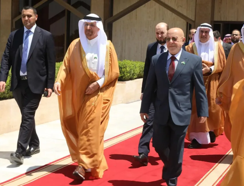 وصول وفد استثماري سعودي إلى دمشق لتعزيز الاقتصاد السوري وتقوية العلاقات الاقتصادية وصول وفد استثماري سعودي إلى دمشق لتعزيز الاقتصاد السوري وتقوية العلاقات الاقتصادية