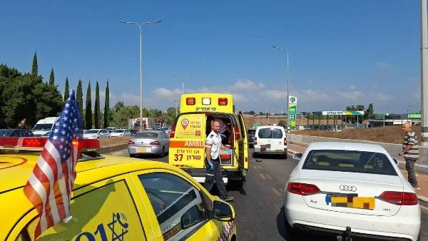 الحادث في كفار يونا: 9 جرحى نتيجة دهس عند المدخل الشمالي لتل أبيب الحادث في كفار يونا: 9 جرحى نتيجة دهس عند المدخل الشمالي لتل أبيب