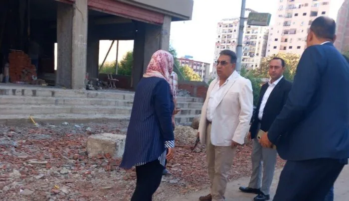 محافظ الدقهلية يقوم بجولة غير متوقعة في مدينة طلخا: لن نتساهل مع التشييد المخالف في شارع البحر الأعظم محافظ الدقهلية يقوم بجولة غير متوقعة في مدينة طلخا: لن نتساهل مع التشييد المخالف في شارع البحر الأعظم