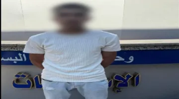 اعتقال رجل بتهمة التحرش بسيدة داخل حافلة صغيرة في البساتين