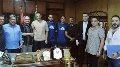 الشرقية يتعاقد مع محمد ميشو، حارس مرمى المنصورة السابق، لمدة موسمين. الشرقية يتعاقد مع محمد ميشو، حارس مرمى المنصورة السابق، لمدة موسمين.