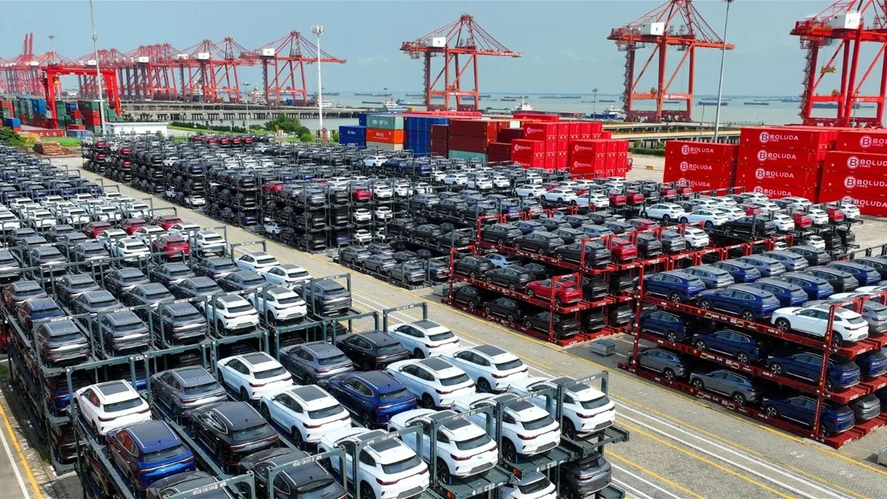 الصادرات الصينية إلى العراق تشهد زيادة ملحوظة في النصف الأول من 2025