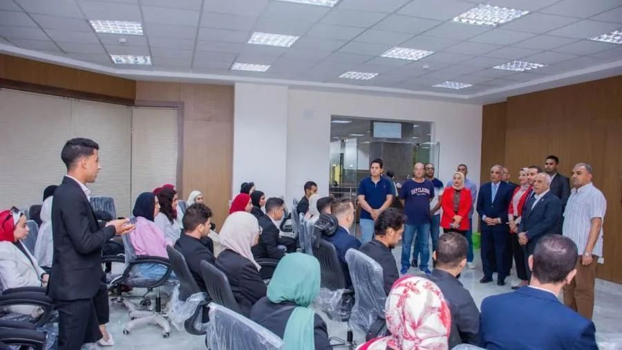 صور: رئيس جامعة طنطا يتواجد في ختام برنامج التدريب ‘أنا أيضاً مسؤول’