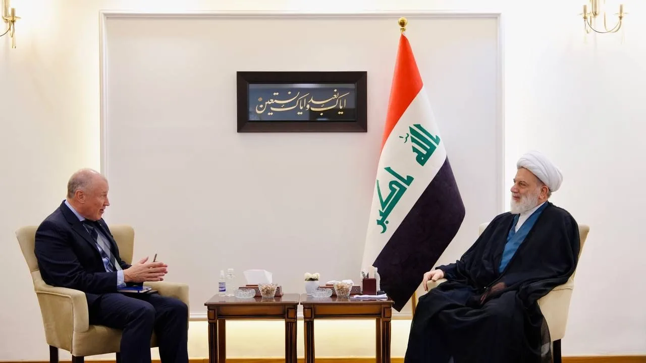 الشيخ حمودي للسفير الأسترالي: الحشد الشعبي عامل للتوازن والاستقرار