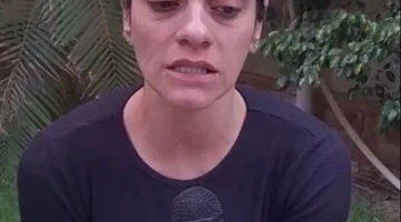 شقيقة والدة نور، التي كانت ضحية خطأ طبي أثناء العملية الجراحية: ذهبت نور لتتلقى العلاج وعادت في كفن.