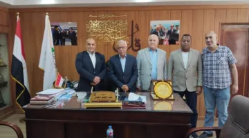 نقابة العمال تستقبل وفداً من نظيرتها الفلسطينية وتعلن تأييدها التام للقضية الفلسطينية.