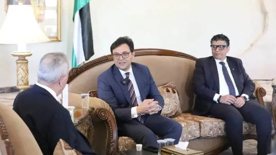 وزير الثقافة يجتمع مع نظيره الأردني لمناقشة تعزيز التعاون الثقافي والفني في مجالات التراث والموسيقى والمسرح بين البلدين. وزير الثقافة يجتمع مع نظيره الأردني لمناقشة تعزيز التعاون الثقافي والفني في مجالات التراث والموسيقى والمسرح بين البلدين.