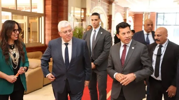 فن إدارة الحياة: تجربة مبتكرة من وزارة الشباب والرياضة في تنمية المواطن المصري